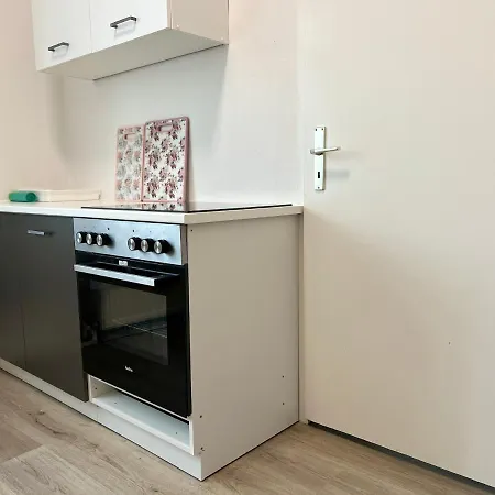 Apartment Kosta's Monteur- Und Crimmitschau
